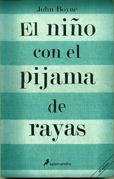 EL NIÑO CON EL PIJAMA A RAYAS